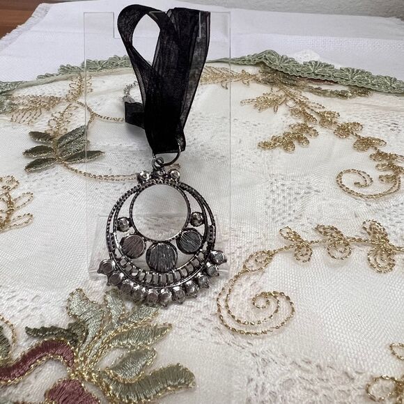 Handmade Boho Style Ribbon Necklace, Black & Green Bogo Necklace - Picture 3 of 6